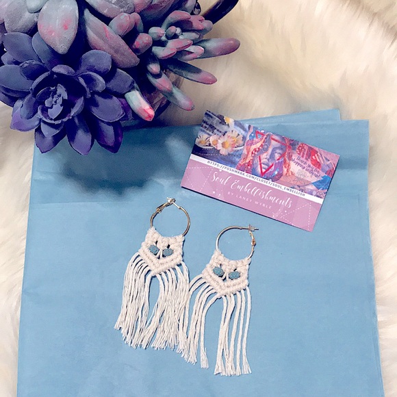 🆕Made w/L♥️VE; *Boho Southwestern Style Earrings - Picture 2 of 16